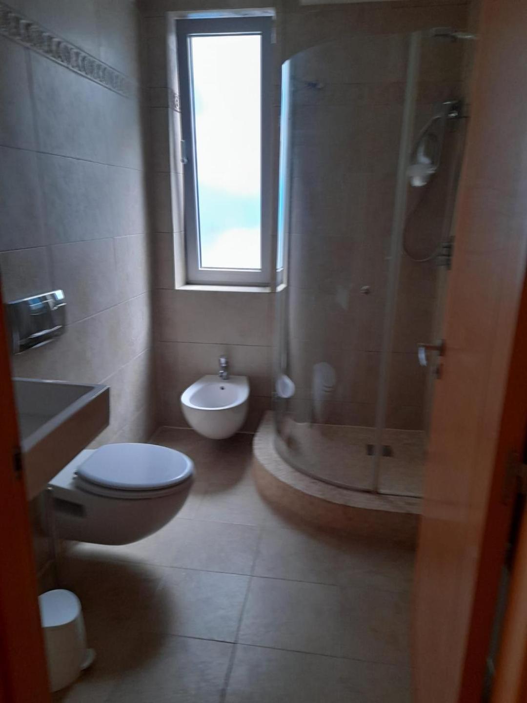 Three Bedroom Flat At Ocean Village Gibraltar Luaran gambar