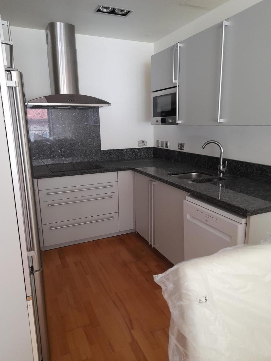 Three Bedroom Flat At Ocean Village Gibraltar Luaran gambar